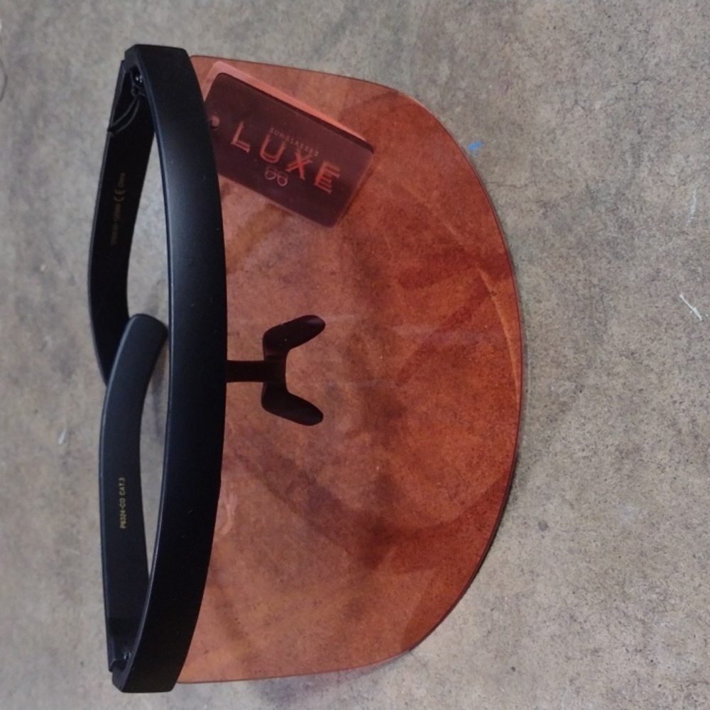 Luxe Red Open Face Sunglasses